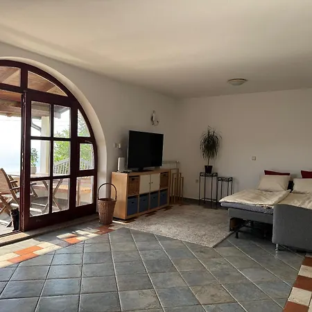 Lina Apartment *