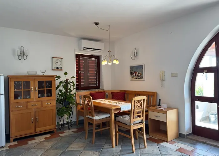 Apartman Lina